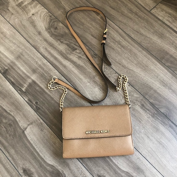 Michael Kors Handbags - Michael Kors small saffiano leather crossbody